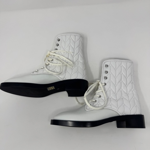 Stuart Weitzman White Quilted Lace Up Bootie - Picture 5 of 13